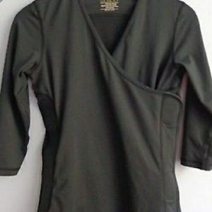 NUROO baby swaddling/nursing top